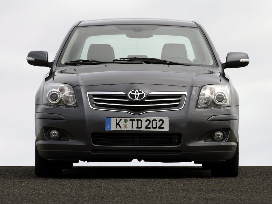  Toyota Avensis Sedan 2006 года  (фото 15 из 113)